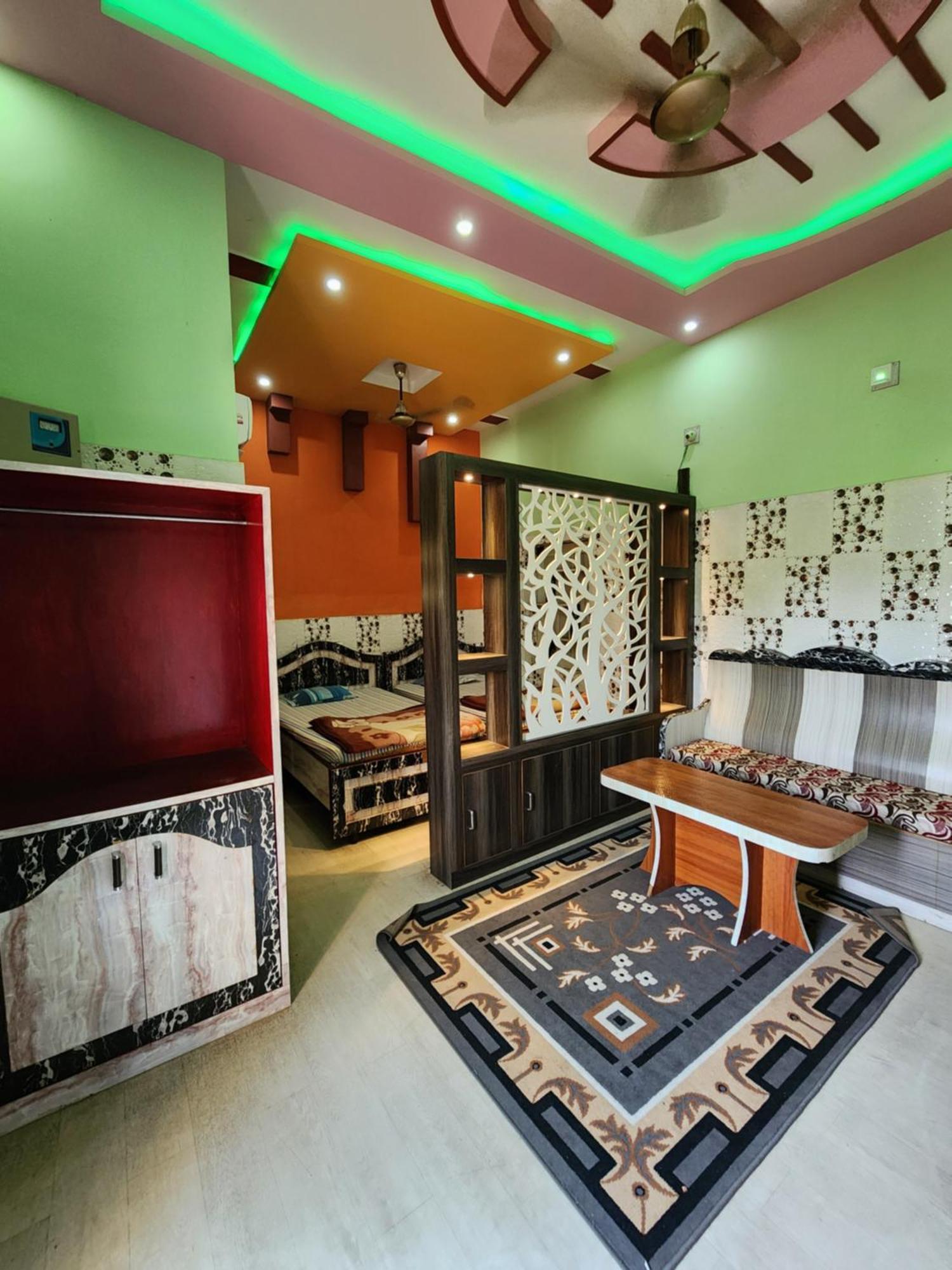 Hotel Shri Durga Baripada Екстериор снимка